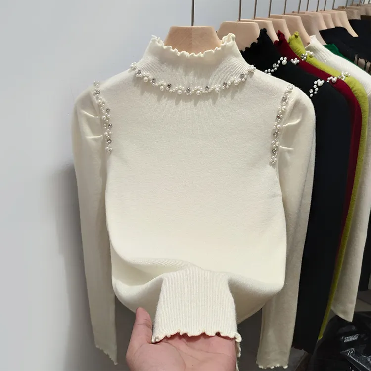 木耳边珍珠半高领设计感打底衫女2025秋冬宽松内搭上衣米白色毛衣