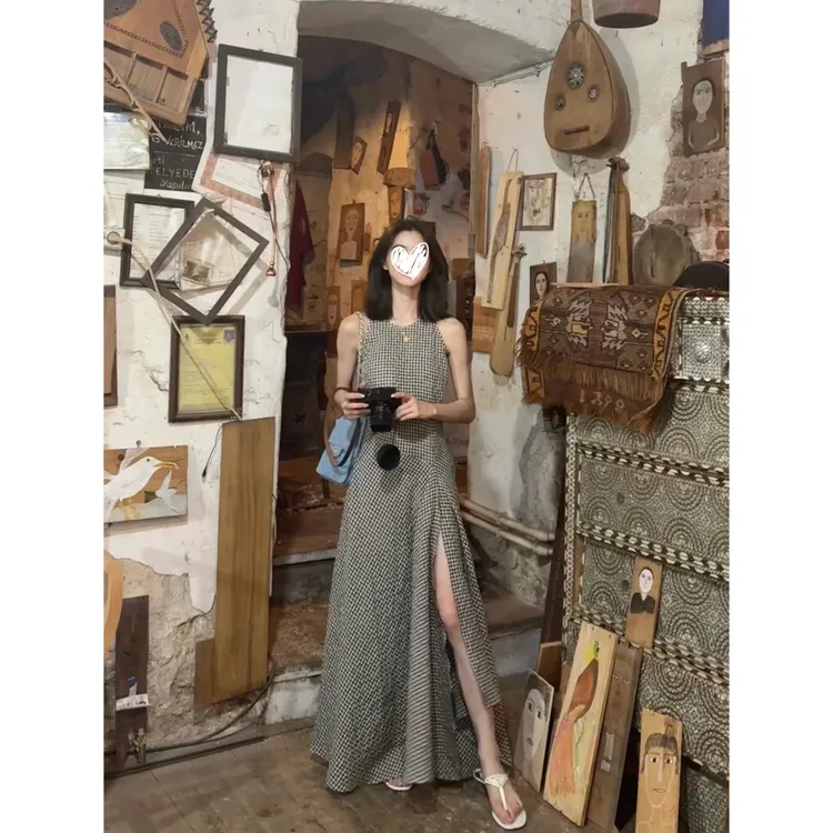 法式复古格纹无袖连衣裙女夏季高级感时尚显瘦长裙裙子