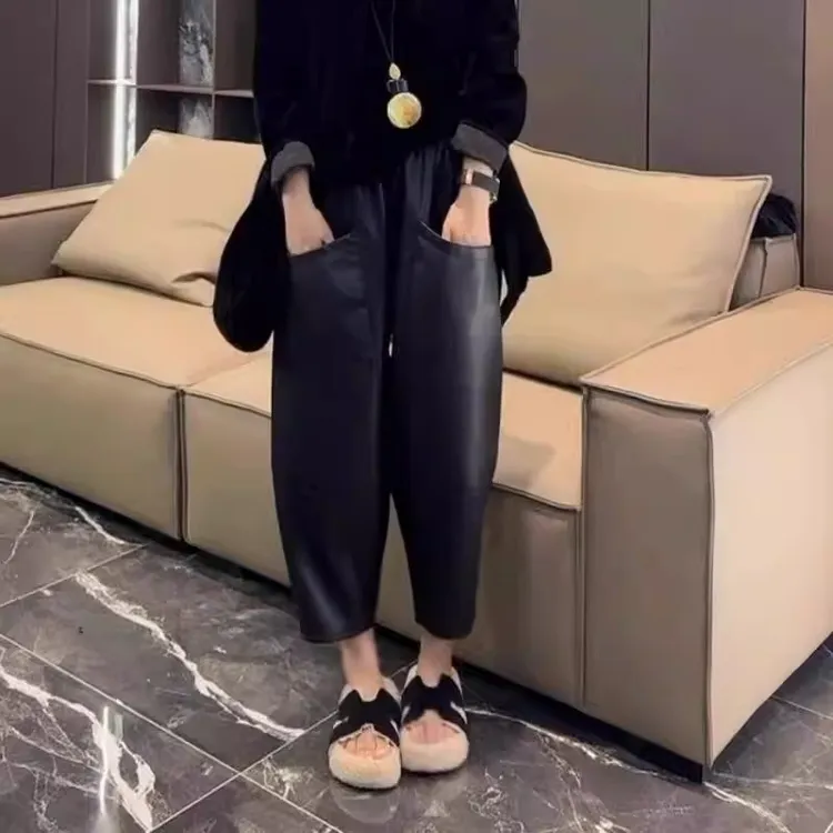 冬季洋气减龄大兜皮裤女大码小个子宽松显瘦遮肚子九分休闲奶奶裤