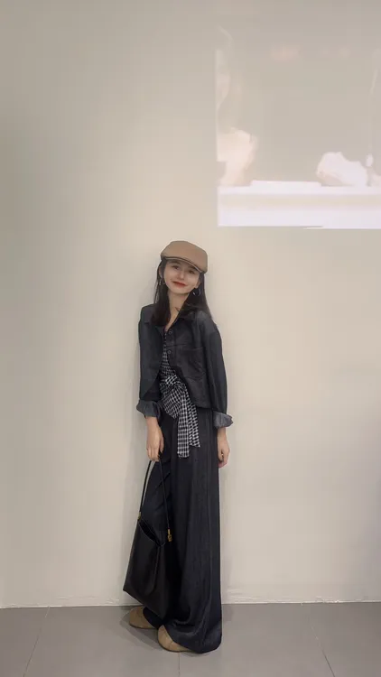025秋季新款韩系慵懒风格子吊带格子上衣牛仔衬衫阔腿裤女三件套