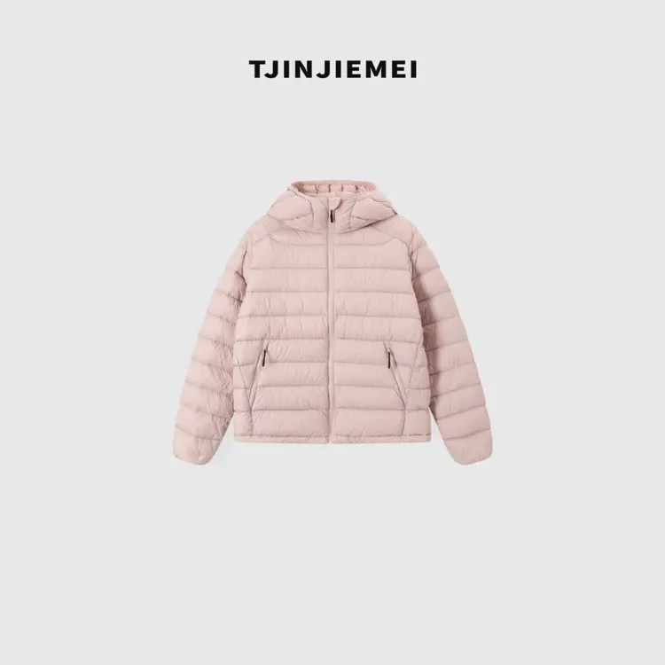 T井姐妹【小粉扑】设计感轻盈保暖连帽羽绒服外套YRF2510-88503-0