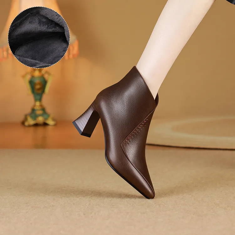 【高定】新款/牛皮34-42/8801尖头粗跟秋冬粗跟短靴女靴
