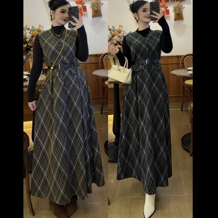 Rayhon三件法式复古针织格子马甲搭配高腰半身裙女秋冬新款