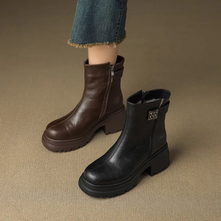 7.5cm 复古百搭粗跟侧拉链雪地靴冬季简约时尚小个子舒适保暖短靴
