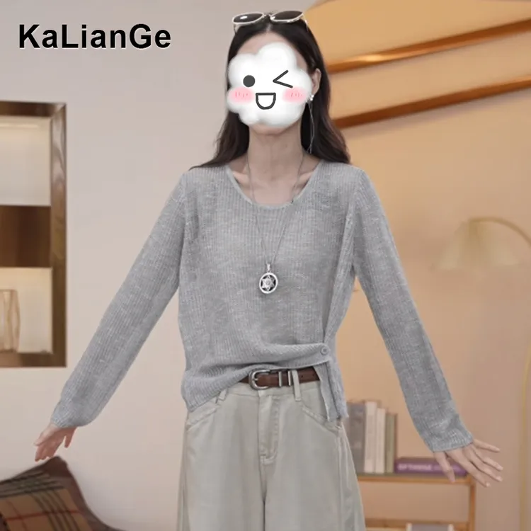 卡莲格/高级感灰色镂空圆领针织上衣女早秋款显瘦百搭长袖打底衫