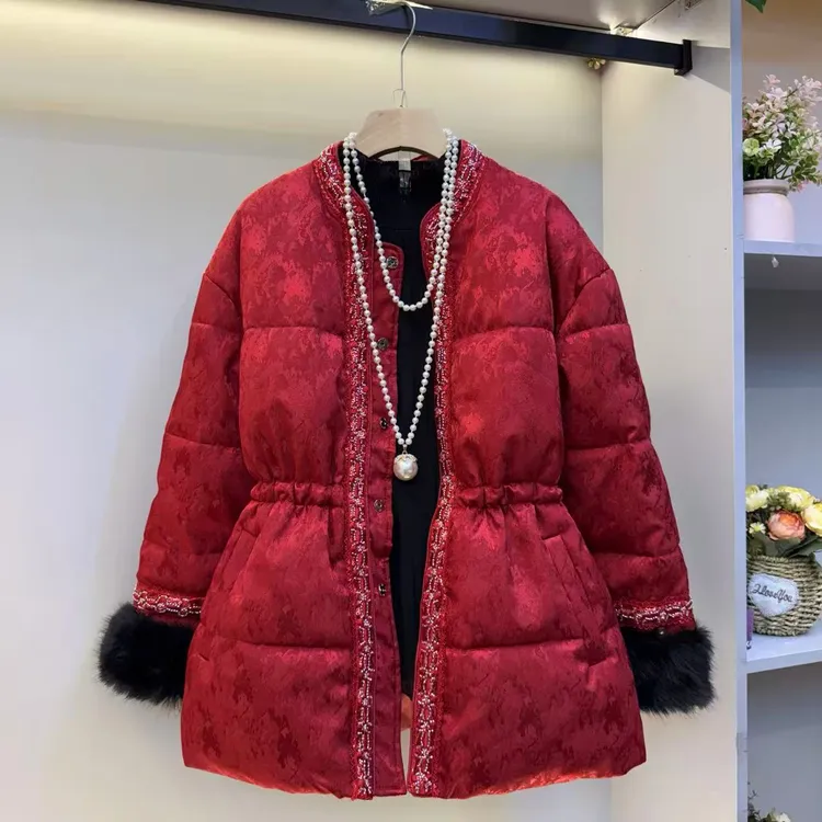 秋冬新款轻奢复古国风重工钉珠收腰毛毛袖口大码外套女