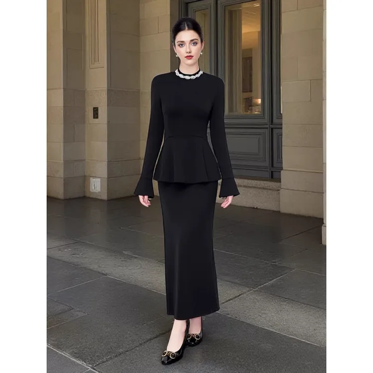 通勤洋气显瘦气质礼服裙减龄时尚镶钻收腰连衣裙假两件女裙子