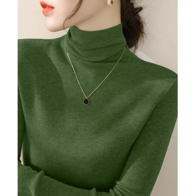 秋冬高级绿色堆堆领内搭针织打底衫毛衣女装2025新款通勤慵懒上衣