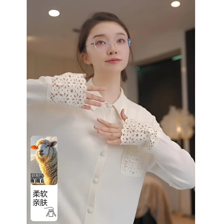 【蕊蕊】【100%羊毛】秋冬翻领拼接蕾丝钩花针织打底衫内搭毛衣Y19689