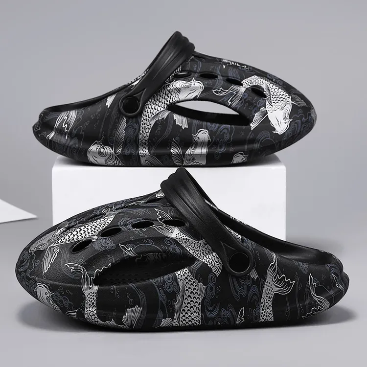 2025男士夏季潮流休闲防滑耐磨运动沙滩包头洞洞凉鞋户外透气软底