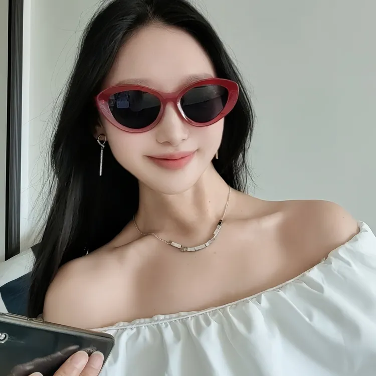 欧美时尚安哥拉红色猫眼墨镜女复古高级感方圆脸显脸小防晒太阳镜