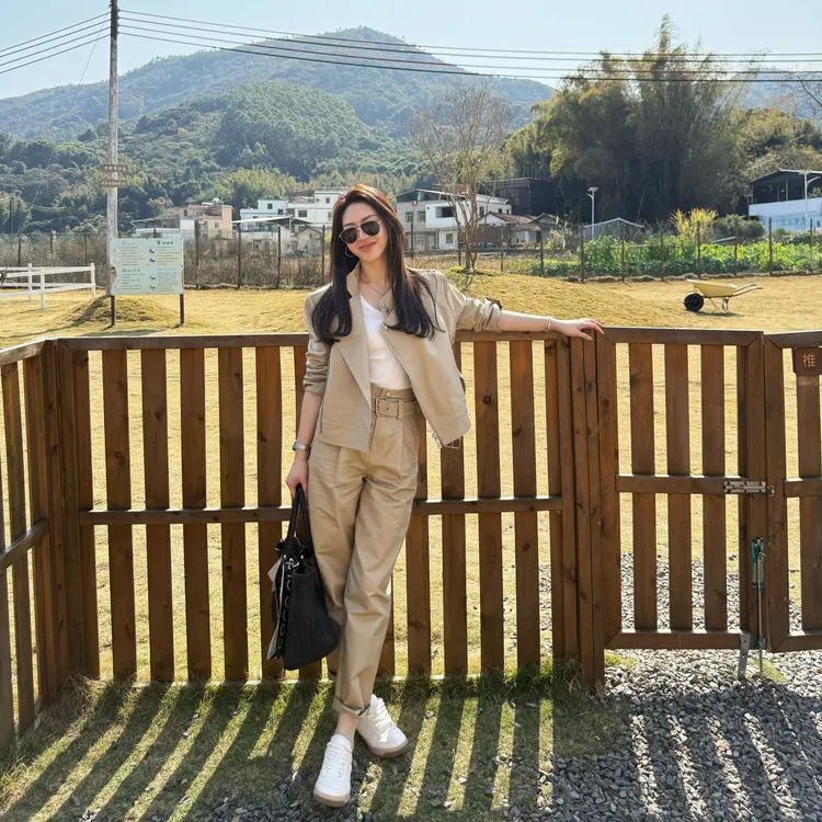 王嬛嬛MsLime25年’罗曼‘春款时尚气质100棉裤子 HD2A0216