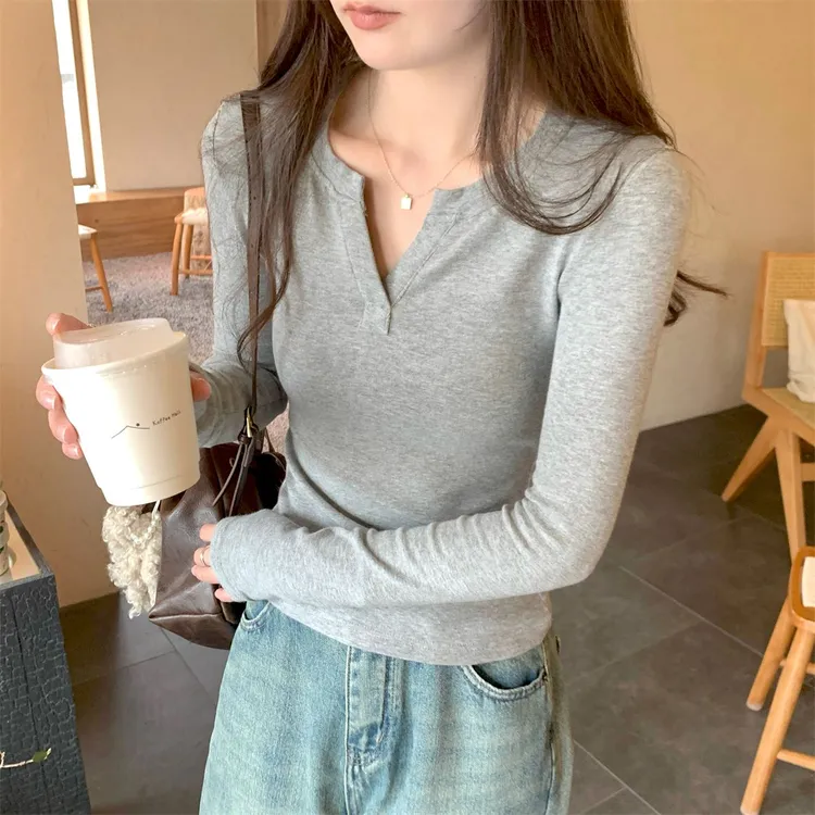 春秋2025高级感V领上衣女修身辣妹正肩显瘦长袖打底衫内搭T恤