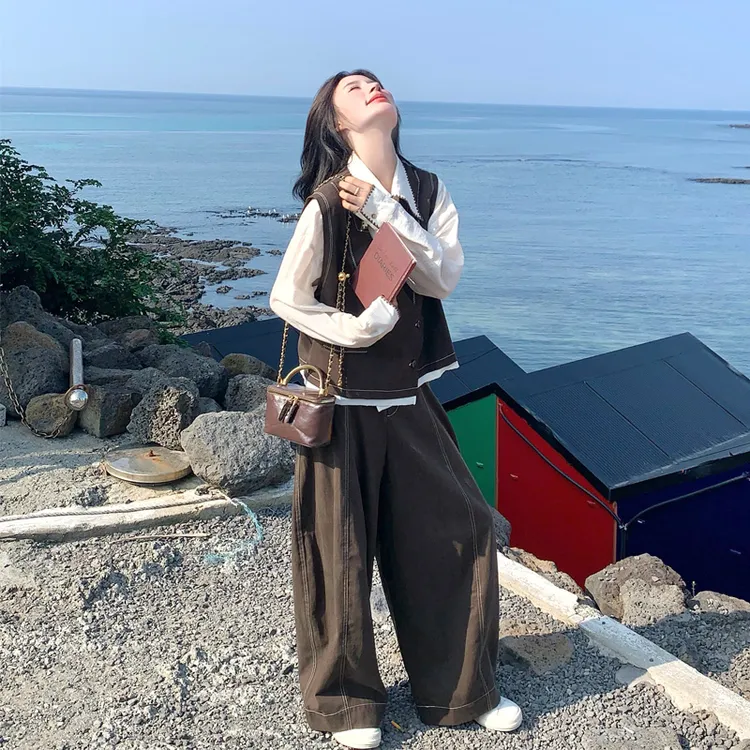 复古老钱风马甲衬衫阔腿裤套装2025春秋新款盐系松弛感显瘦三件套