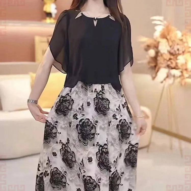 显瘦碎花连衣裙女夏季新款中袖高级感妈妈假两件轻奢气质裙子