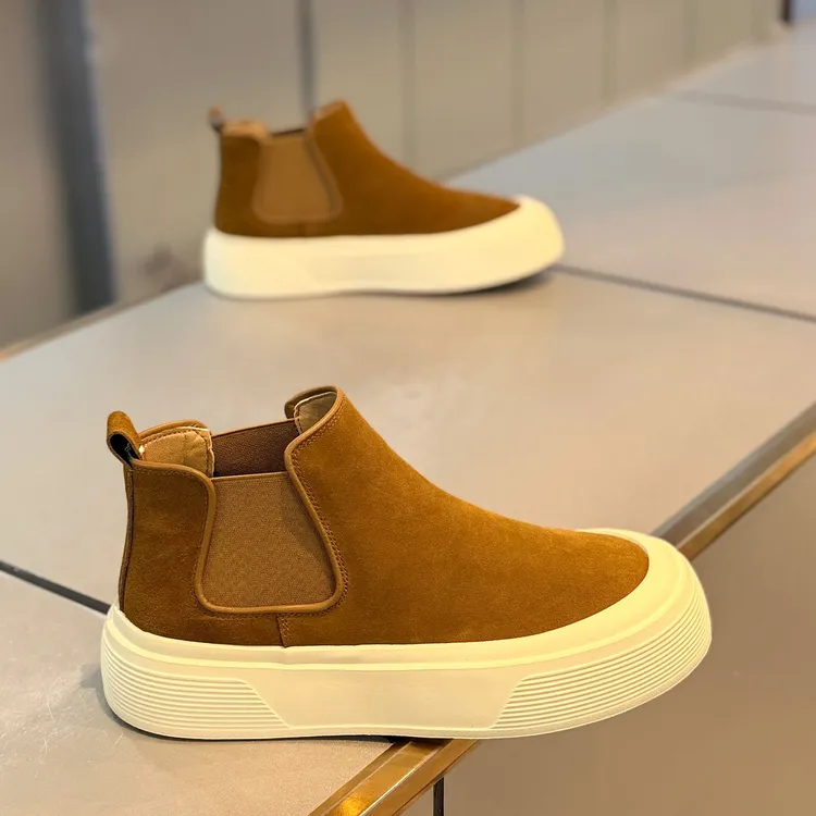 欧洲站男鞋2025秋冬新款套脚软底加绒舒适青春百搭高帮休闲男潮鞋