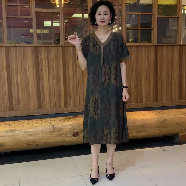 夏季新款气质显瘦复古时尚中老年洋气大码国风宽松中长款妈妈装