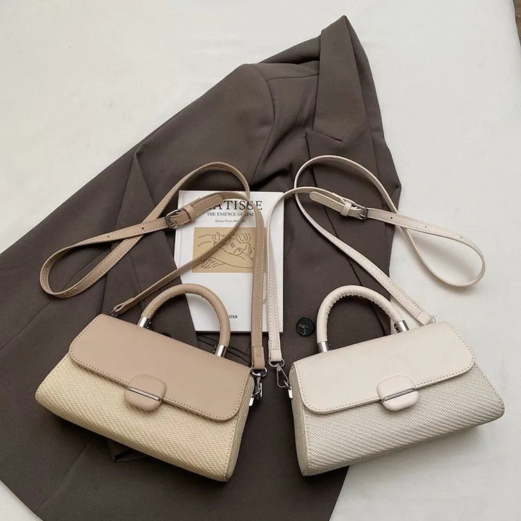 今年流行包包女2025新款时尚蜡油皮单肩斜挎包百搭小众手提小方包