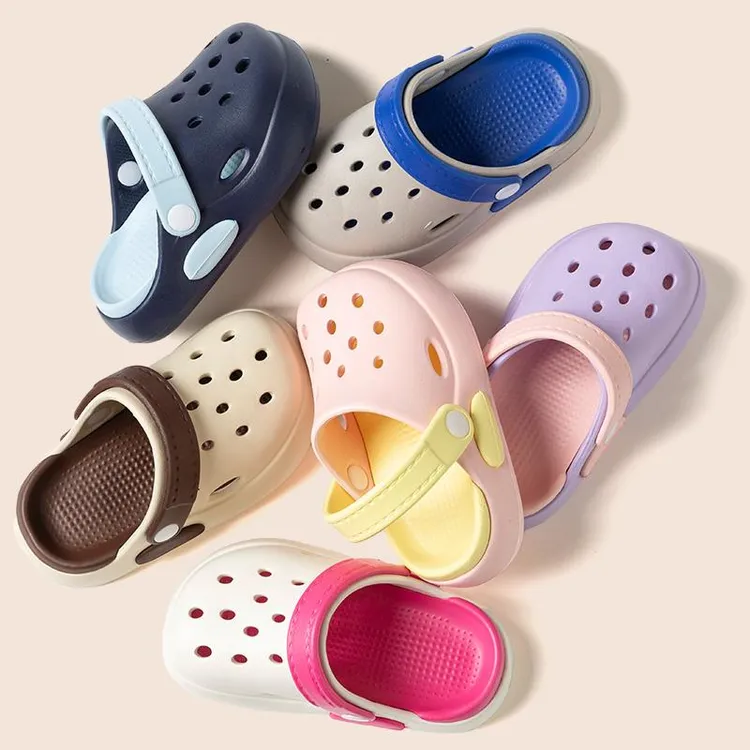 儿童洞洞鞋女童夏季新款外穿幼小童卡通可爱宝宝居家拖鞋男童