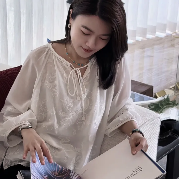 曼辰manchenh"康桥晚风"重磅全手摇蕾丝刺绣重工蚕丝棉衬衫