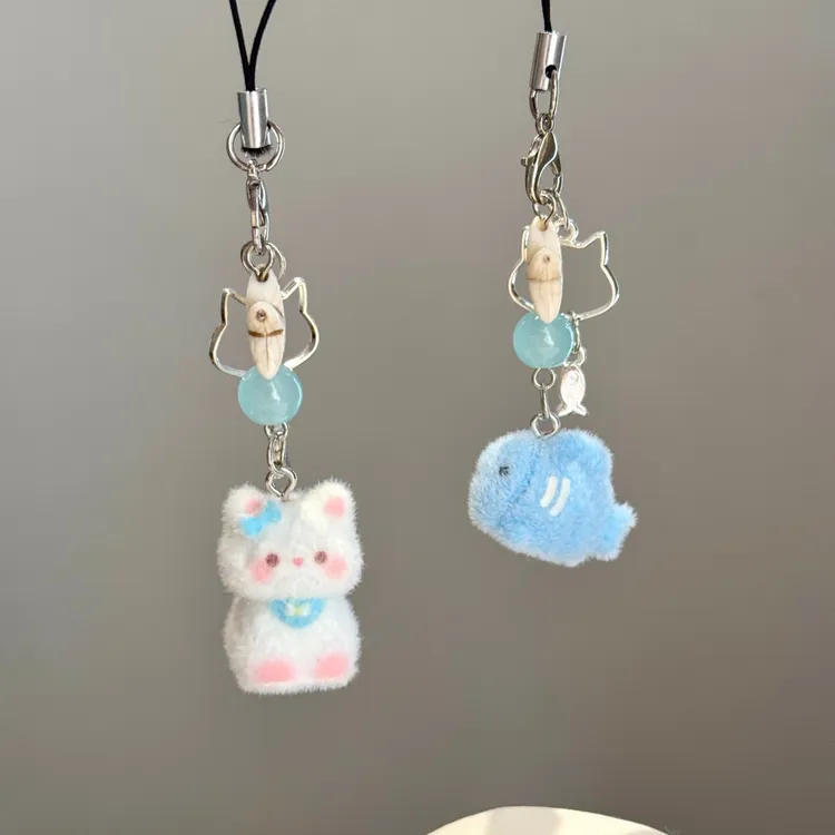 可爱卡通立体猫咪小鱼挂件超萌猫吃鱼包包情侣闺蜜钥匙扣手机挂饰