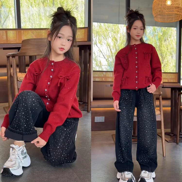 女童红色年款毛衣套装中大童喜庆开衫针织上衣+加绒牛仔裤两件套8