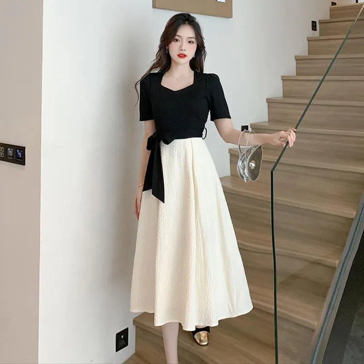 doumpp实拍2025夏季新款梨形身材茶歇法式气质名媛中长款系带连衣