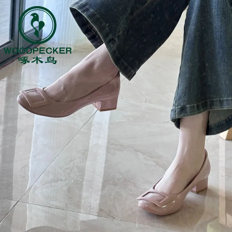 法式裸粉色单鞋方扣圆头温柔风高跟鞋百搭浅口通勤粗跟鞋啄木鸟