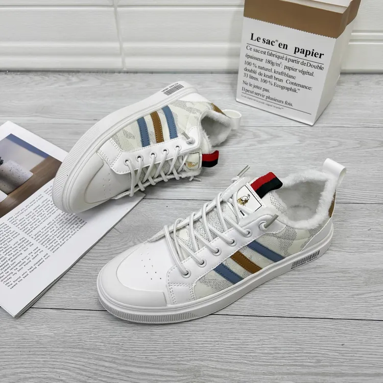 冬季加绒轻便棉鞋极简风保暖系带纯色圆头休闲板鞋低帮休闲鞋百搭