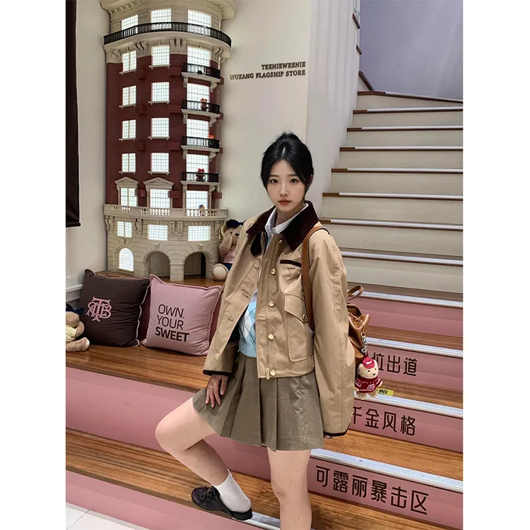 KSKM卡其色工装外套女2025早秋新款巴恩风灯芯绒拼接翻领宽松夹克