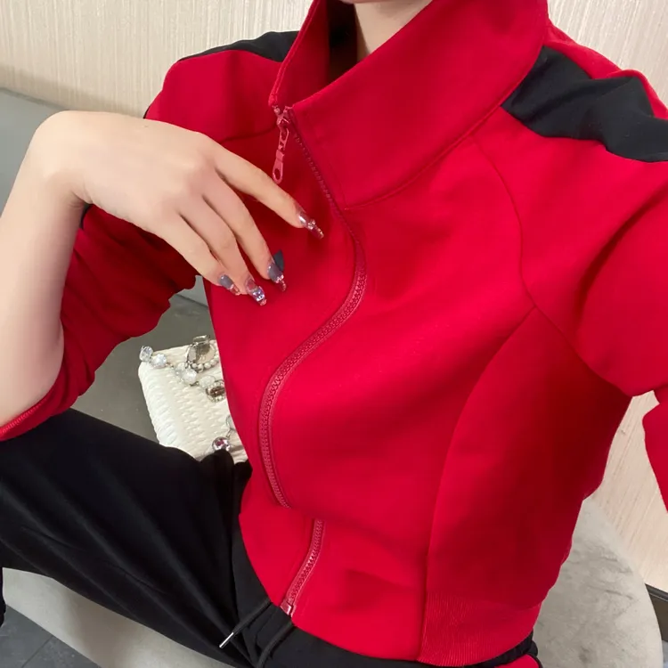 2025时尚休闲运动套装