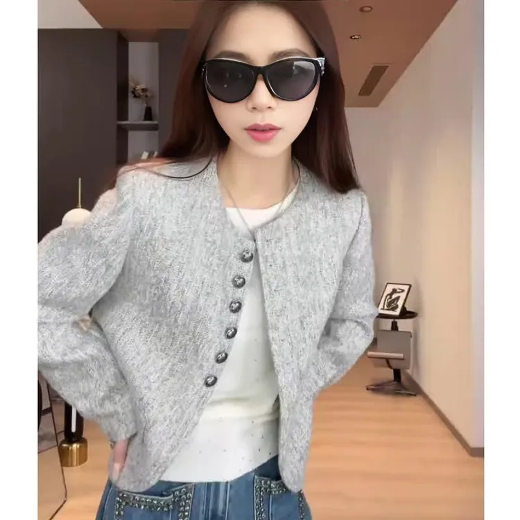 RainieQing【反转巴黎】轻奢正肩设计感百搭小香外套气质短款外套