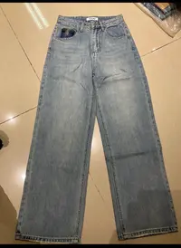 早秋薄款无弹百搭显瘦浅色水洗牛仔直筒裤