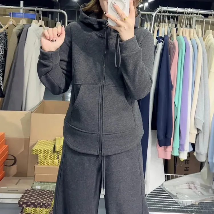 2025秋冬新款加绒休闲百搭拉链连帽外套女时尚宽松显瘦开衫上衣潮