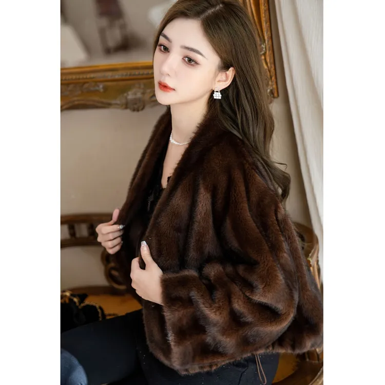 COCO BECCI【琥珀云烟】中古风轻奢时尚百搭仿皮草外套CFLJD200337