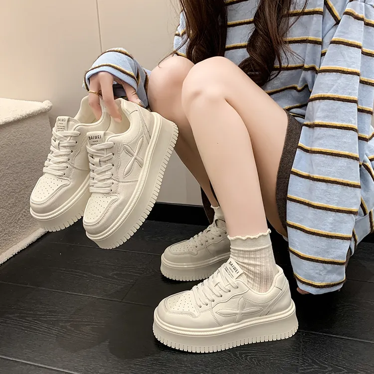 2025时尚百搭休闲厚底增高拼色休闲小白鞋松糕底板鞋