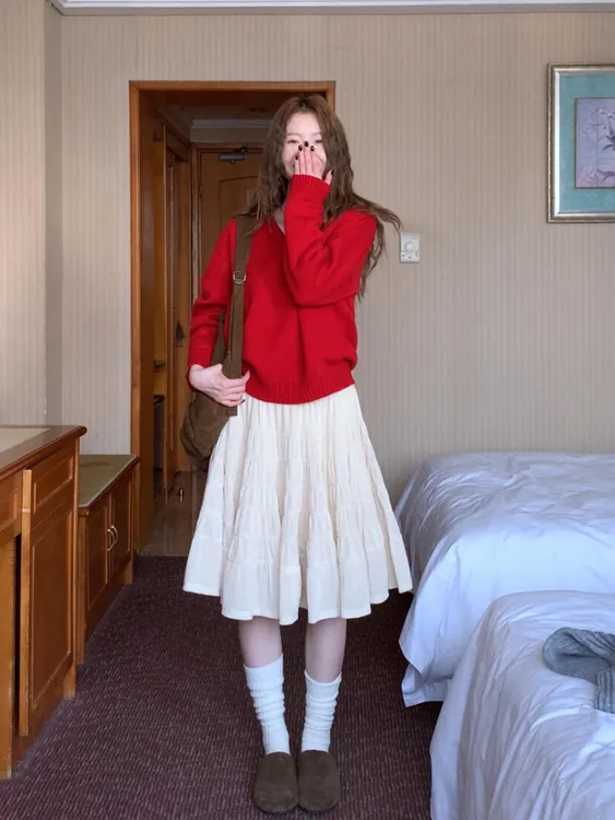 2025秋冬穿搭一整套女韩系氛围感红色毛衣搭配半身裙气质两件套女