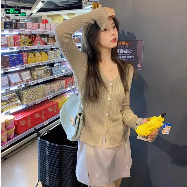 小众显瘦设计感时尚百搭春秋秋季上衣开衫针织衫V领聚酯纤维纯色