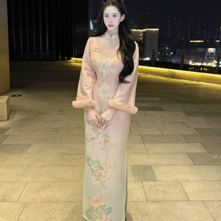 LHMknk1画报夫人原创自制秋冬厚款温柔旗袍连衣裙 荷花满凝香