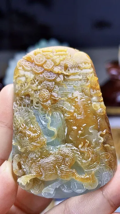天然缅甸翡翠冰黄翡山水麒麟吊牌毛货买断需抛光尺寸72-46-12