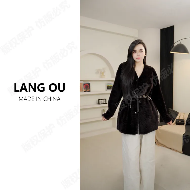 【GEGUNI】“邂逅巴黎”法国进口V领拉贡腰带可脱卸皮毛一体外套25073