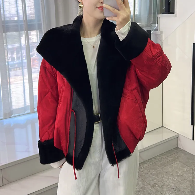 欧洲站冬季皮毛一体皮草羽绒服女短款羊羔毛领拼接鹅绒服新年外套