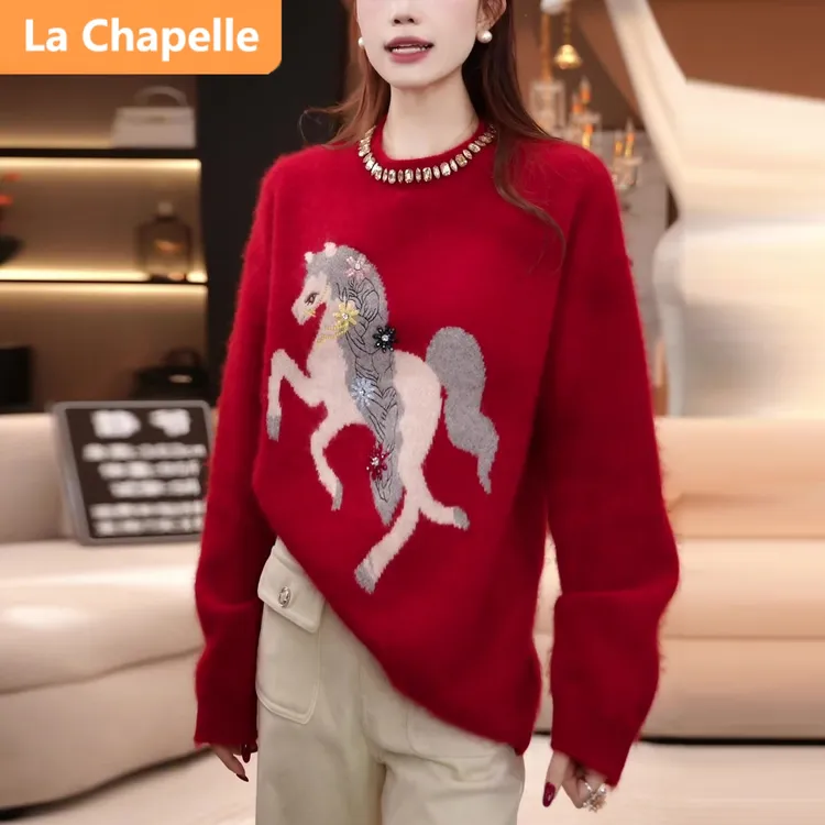 拉夏贝尔欧货高级感时尚毛衣女春秋冬松弛减龄红色小马刺绣针织衫