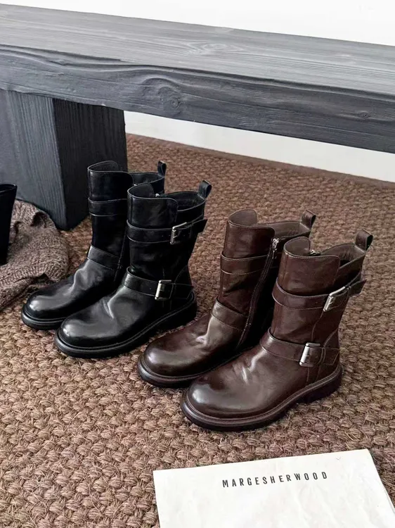 2025加绒秋冬百搭皮面厚底英伦风中筒秋冬圆头黑色经典秋季马丁靴