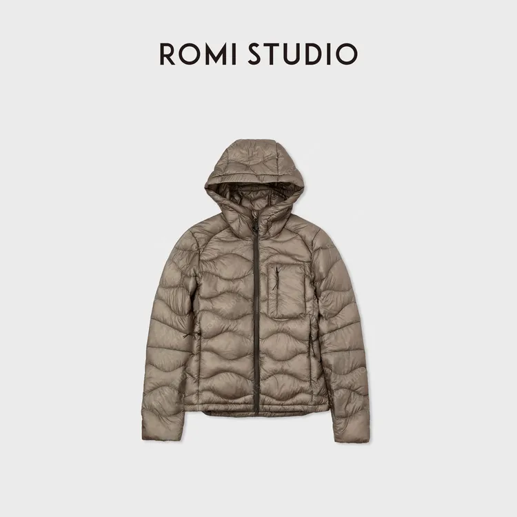 ROMI STUDIO 进口波兰科鲁达95白鹅绒可收纳羽绒外套 RWCWWG6417
