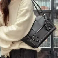 95新 BOTTEGA VENETA/葆蝶家 【蕾】4NG516 黑色编织小号手提单肩包