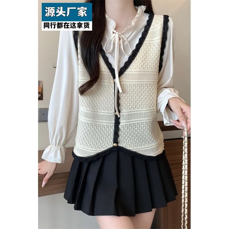 梵乐芬2025秋季新款大码女装小香风年轻假两件钩花针织马甲拼接外