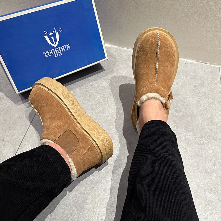 雪地靴羊毛内里冬季新款加绒保暖一脚蹬棉鞋厚底轻便牛反绒懒人鞋