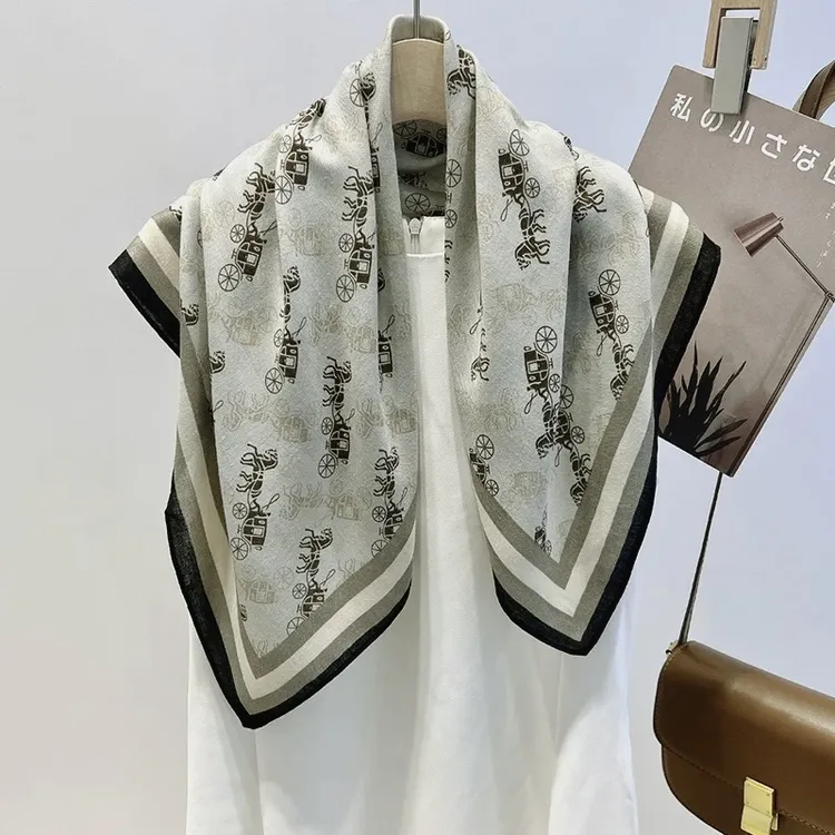 【云水蓝】牛仔马车法式复古百搭 柔软舒适68cm中方巾