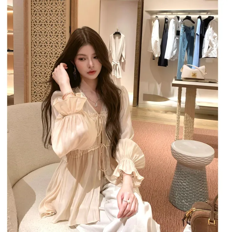法式复古甜美防晒衬衫女设计感小众别致百搭上衣配显瘦休闲裤套装